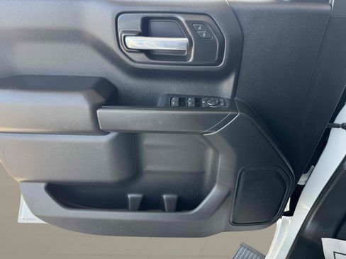 Used 2021 Chevrolet Silverado 1500 Custom w/ LPO, Dark Essentials Package RWD image 9