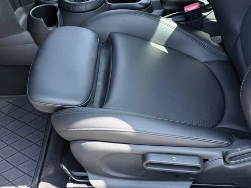 Used 2016 MINI Cooper 2-Door Hardtop FWD image 17