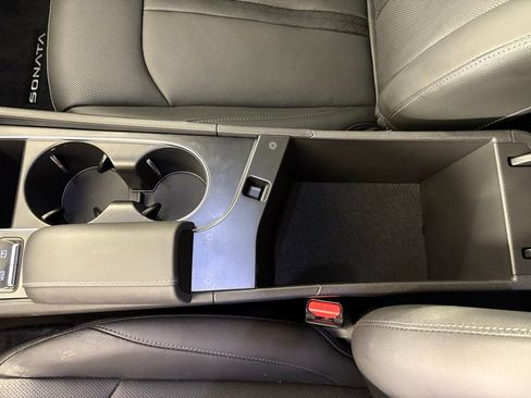 Used 2025 Hyundai Sonata Limited image 78