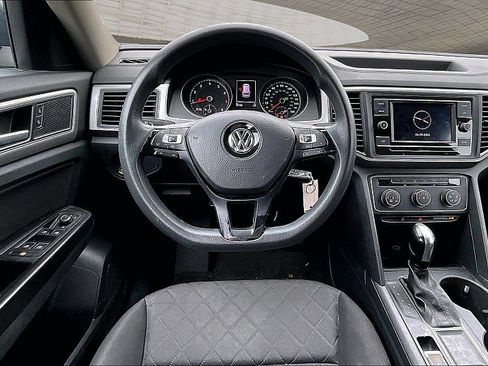 Used 2019 Volkswagen Atlas S FWD image 4
