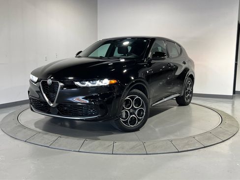 Used 2024 Alfa Romeo Tonale Ti image 2