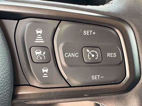 Used 2025 Jeep Wrangler Sport AWD/4WD image 16