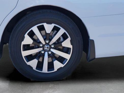 Certified 2025 Honda Odyssey EX-L image 11