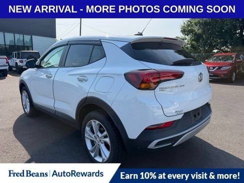 Used 2021 Buick Encore GX Preferred w/ Cold Weather Comfort Package AWD/4WD image 5