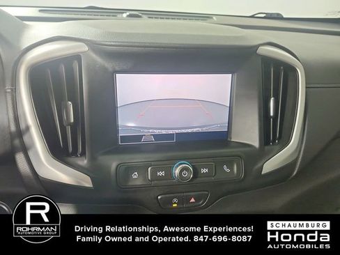 Used 2022 GMC Terrain SLE w/ Driver Convenience Package AWD/4WD image 9
