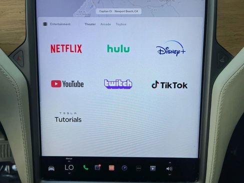 Used 2018 Tesla Model X 100D image 39