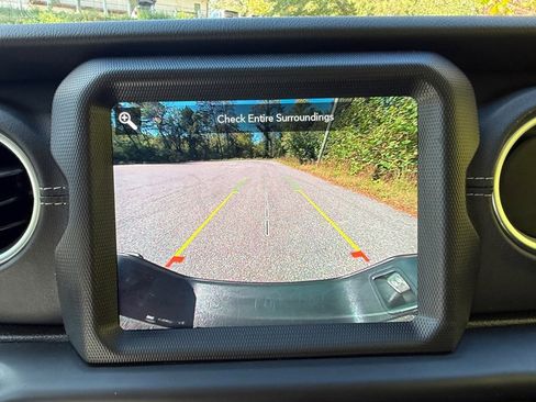 Used 2021 Jeep Gladiator Overland w/ Popular Equipment Package image 25