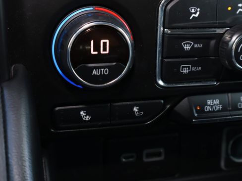 Used 2021 Chevrolet Tahoe LT image 28