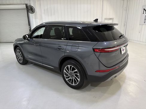 Used 2022 Lincoln Corsair FWD w/ Equipment Group 101A image 3