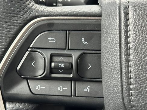 Certified 2025 Toyota Tacoma PreRunner RWD image 28