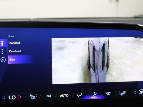 Used 2024 Chevrolet Blazer EV LT AWD/4WD image 47