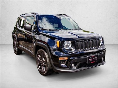 Used 2021 Jeep Renegade Latitude w/ Sun & Sound Group FWD image 3