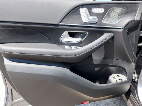 New 2025 Mercedes-Benz GLE 450e 4MATIC image 15