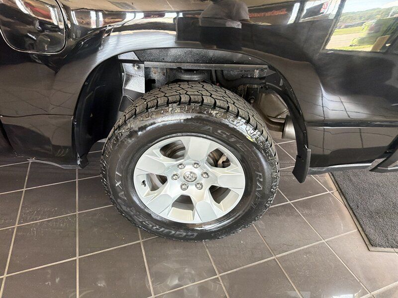 Used 2020 RAM 1500 Big Horn AWD/4WD image 26