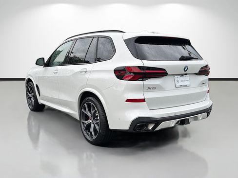 New 2026 BMW X5 xDrive50e w/ M Sport Package AWD/4WD image 5