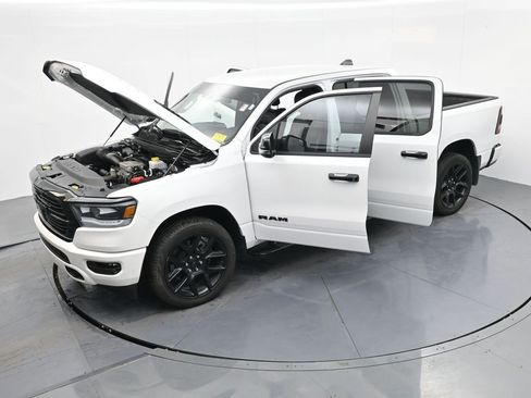 Used 2024 RAM 1500 Laramie image 39
