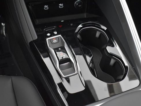 New 2026 Audi Q5 Premium AWD/4WD image 17