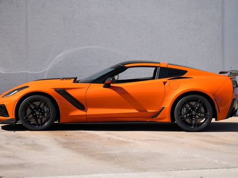 Used 2019 Chevrolet Corvette ZR1 image 8