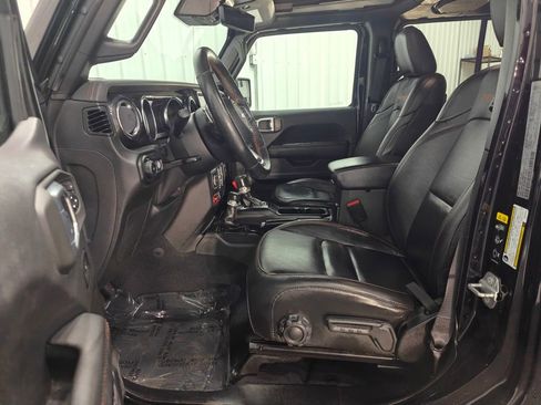 Used 2021 Jeep Wrangler Unlimited Rubicon w/ Trailer Tow Package AWD/4WD image 35
