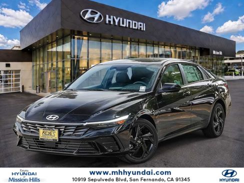 New 2026 Hyundai Elantra SEL Sport FWD image 1