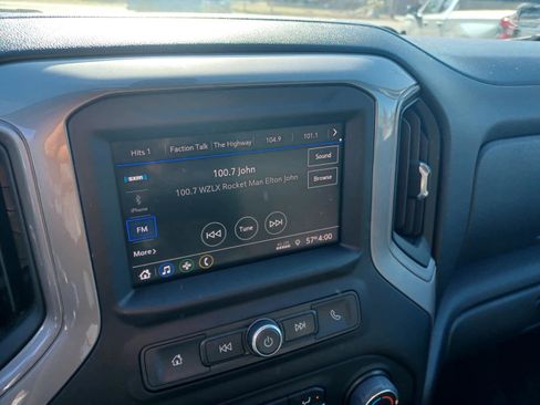 Used 2020 Chevrolet Silverado 1500 Custom Trail Boss w/ Custom Convenience Package image 10