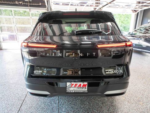 Used 2026 INFINITI QX60 Luxe w/ Cargo Package AWD/4WD image 3