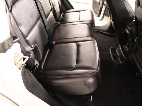 Used 2021 Jeep Wrangler Unlimited Rubicon AWD/4WD image 15