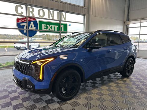 New 2026 Kia Sportage X-Line w/ X-Line Technology Package image 3