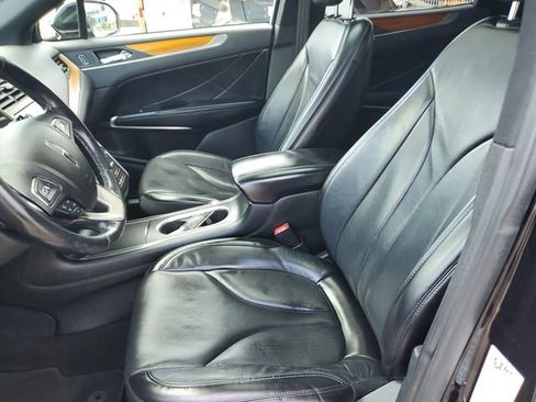 Used 2019 Lincoln MKC Reserve w/ MKC Climate Package AWD/4WD image 16