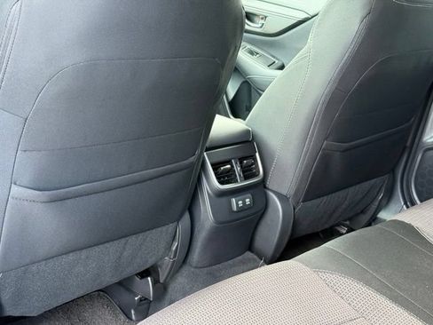 Used 2022 Subaru Outback Premium AWD/4WD image 27