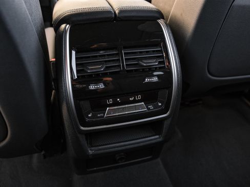 Used 2021 BMW X5 xDrive40i w/ Premium Package image 33