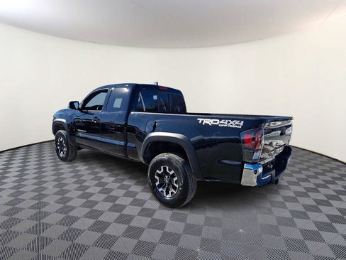 Certified 2020 Toyota Tacoma TRD Off-Road image 9