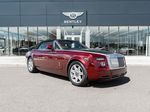 Used 2010 Rolls-Royce Phantom Drophead Coupe image 18