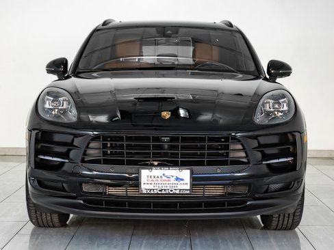 Used 2021 Porsche Macan image 3