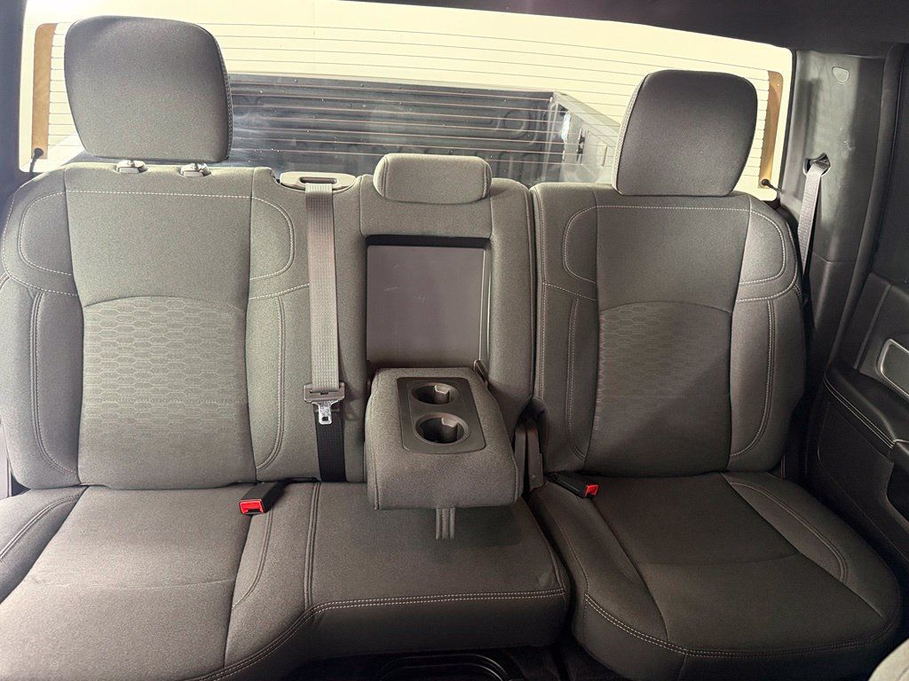 Used 2025 RAM 2500 Big Horn AWD/4WD image 19