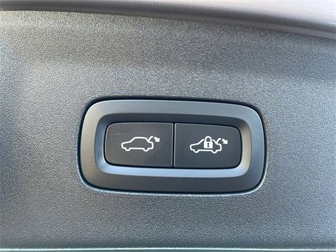 Used 2023 Polestar Polestar 2 w/ Pilot Pack image 38