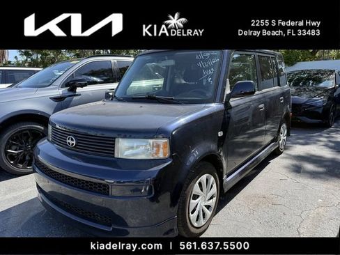 Used 2006 Scion xB FWD image 9