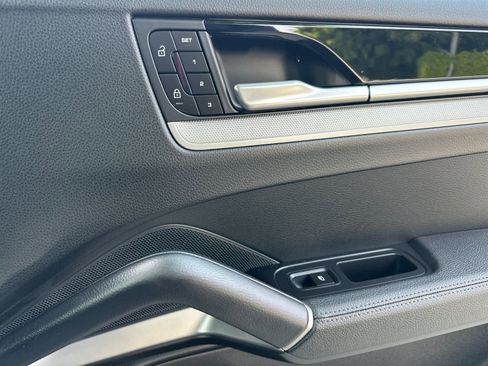 New 2025 Porsche Cayenne S AWD/4WD image 19