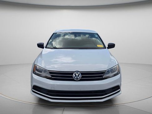 Used 2015 Volkswagen Jetta S FWD image 3