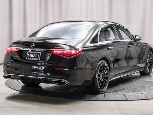 Used 2026 Mercedes-Benz S 580 4MATIC Sedan image 4