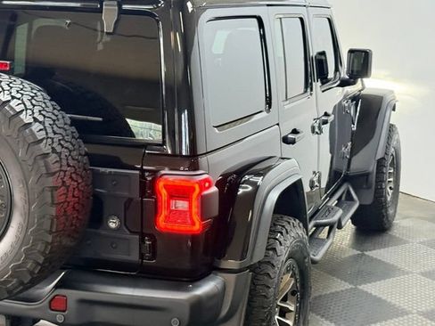 Certified 2024 Jeep Wrangler Unlimited Rubicon 392 w/ Dual Top Group AWD/4WD image 13