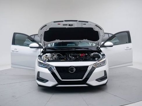 Used 2020 Nissan Sentra SV FWD image 16