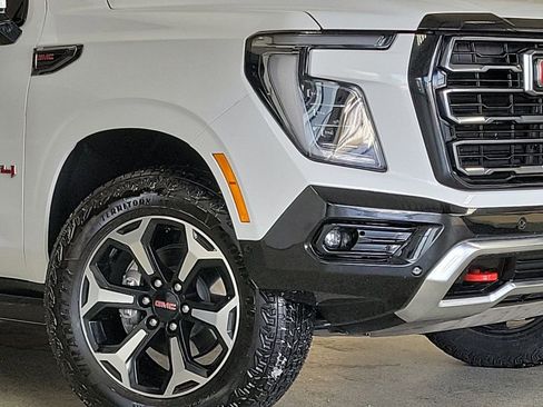 Certified 2025 GMC Yukon XL AT4 w/ AT4 Premium Plus Package image 3