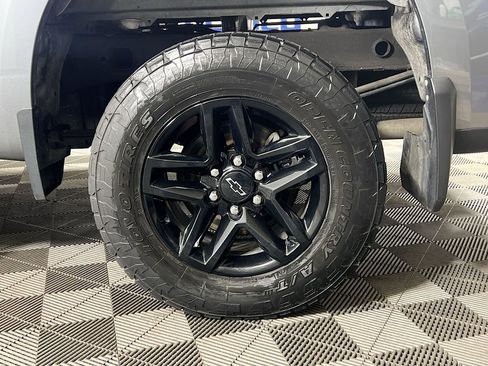 Used 2020 Chevrolet Silverado 1500 LT Trail Boss image 37