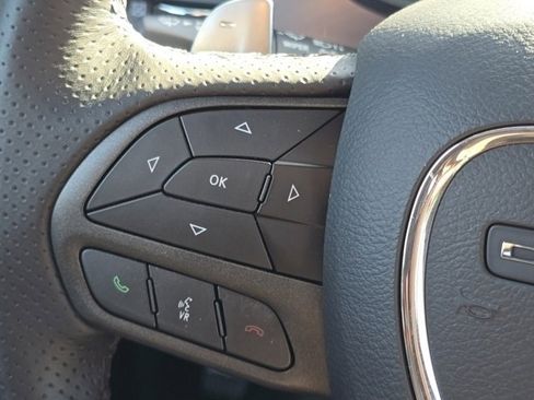 Used 2022 Dodge Challenger R/T w/ Plus Package image 18