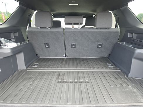 Certified 2025 Toyota 4Runner TRD Off-Road AWD/4WD image 11