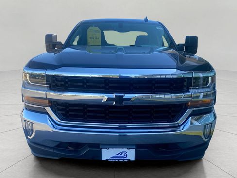 Used 2018 Chevrolet Silverado 1500 LT w/ Max Trailering Package AWD/4WD image 11