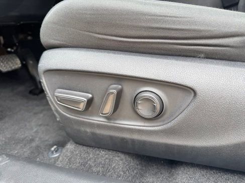 Used 2024 Toyota RAV4 XLE image 25