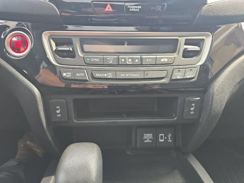Used 2019 Honda Ridgeline RTL-E image 32