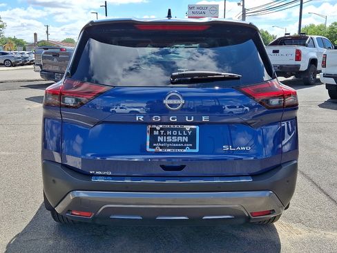 Certified 2023 Nissan Rogue SL w/ SL Premium Package AWD/4WD image 6